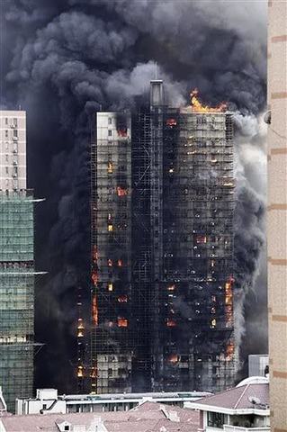 Caen los rascacielos