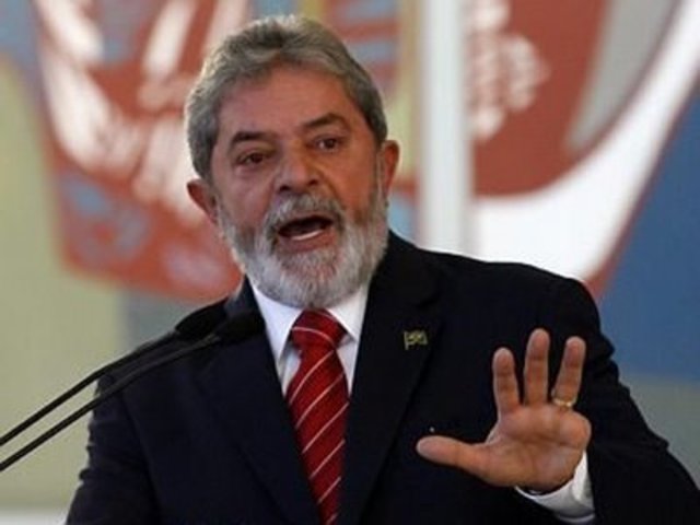 Presidente Lula aumenta o salário mínimo e aposentadoria- Carol