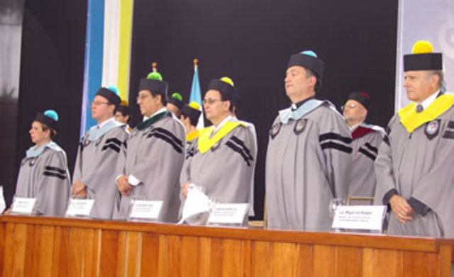 Graduación de primera cohorte