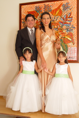 Daminha de honra pela primeira vez - Clara