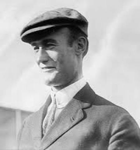 Calbraith Perry Rodgers becomes the first deaf pilot