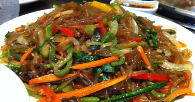 A comida que foi feito pela Isabella Chung