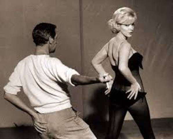 Cole moves to Hollywood