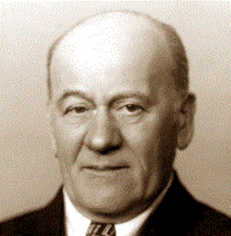 В труппу был принят Леонид Леонидов.