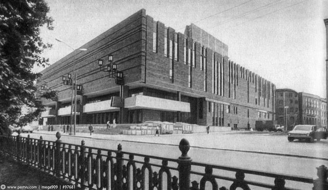 Новое здание на Тверском бульваре