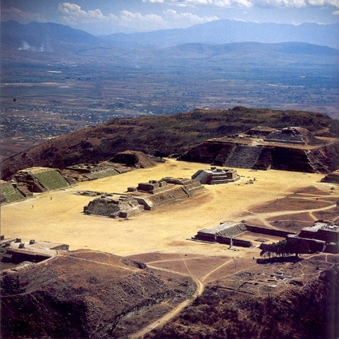 Monte Albán, Oaxaca, alcanza su máximo esplendor.