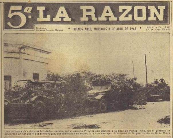 División de las FFAA "Azules y Colorados"