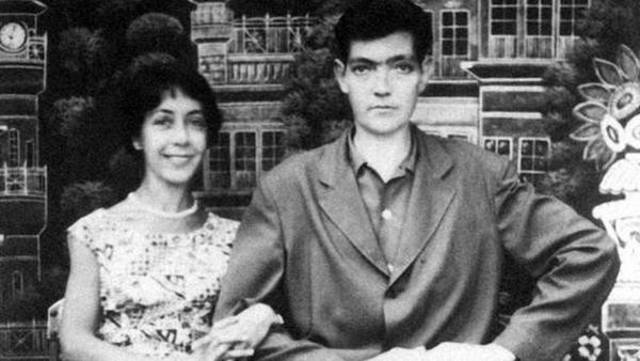 BS.AS: Se casa con Aurora Bernardez traductora Argentina.