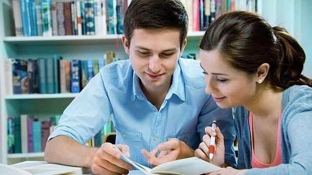 Ayudé a mis amigos para los parciales