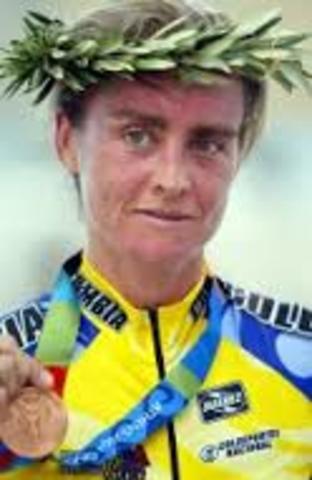 Medalla de oro Maria Luisa Calle