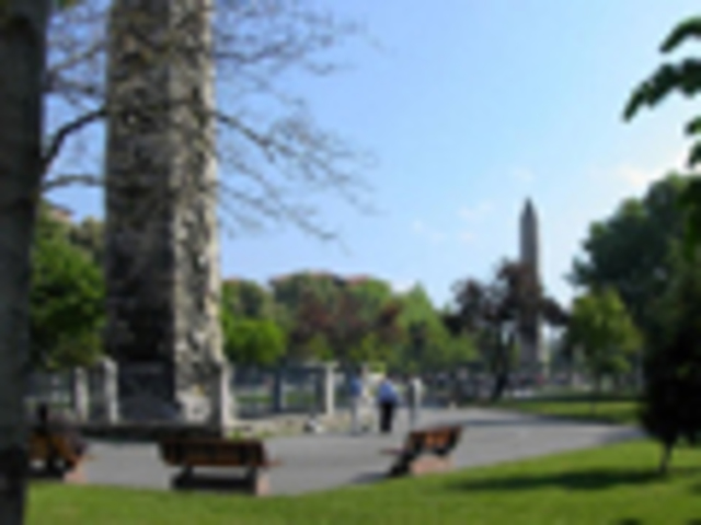 ΙΔΡΥΣΗ ΝΕΑΣ ΠΡΩΤΕΥΟΥΣΑΣ ΤΗΣ ΡΩΜΑΪΚΗΣ ΑΥΤΟΚΡΑΤΟΡΙΑΣ