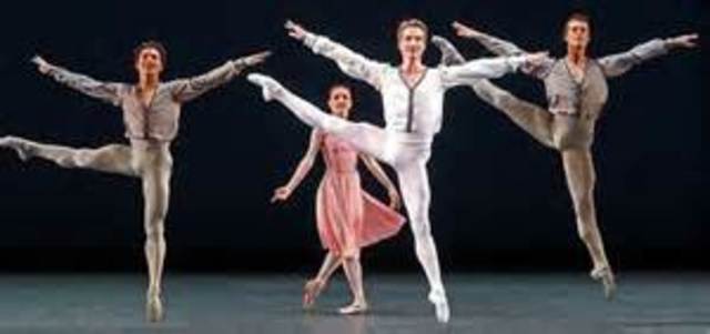 Joins Corps de Ballet