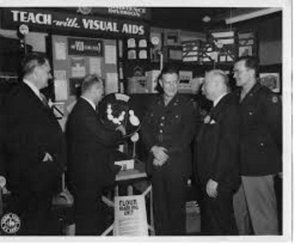 Division of Visual Aids for War Training