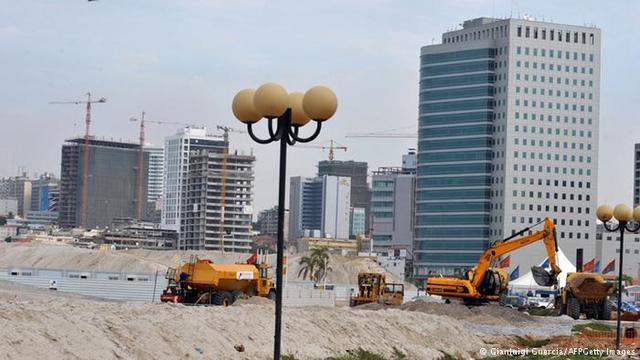 22 anos após o massacre em Luana, Angola