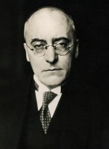 Heinrich Bruning Appointed as Chancellor of Germany; Restricts Wage and Salary Increases