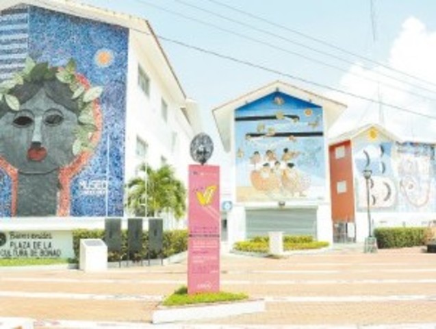 Plaza de la Cultura de Bonao y el Museo Cándido