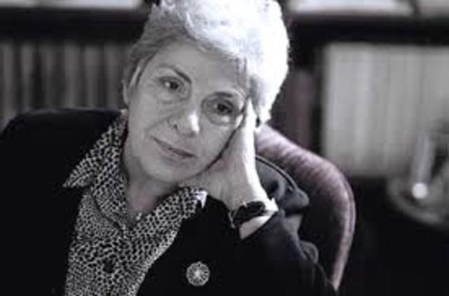 Κική Δημουλά 1931-