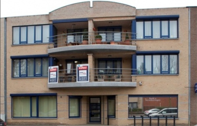 Hans vertrekt bij Eefje