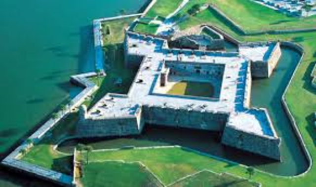 Construction of St. Augustine Fort