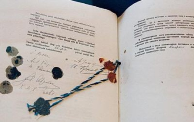 Kirjutati alla rahulepingutele