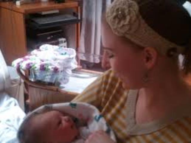 Oceanus Hopkins born