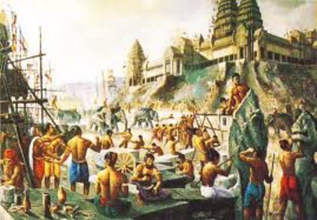 The empire starts to grow