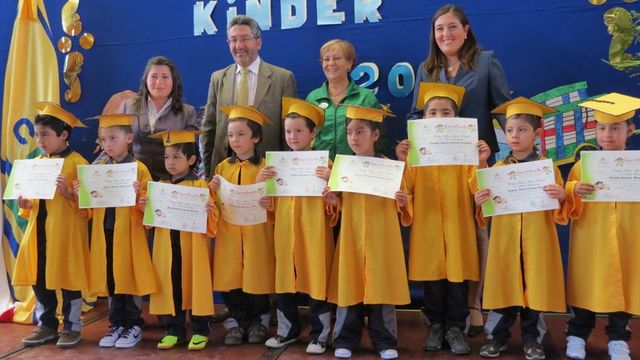 ceremonia de fin de cursos en el preeescolar