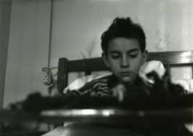 Salvador Espriu ha de llegir durant tres anys