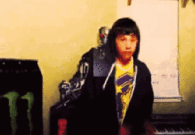 Alex Mahone videos en YouTube