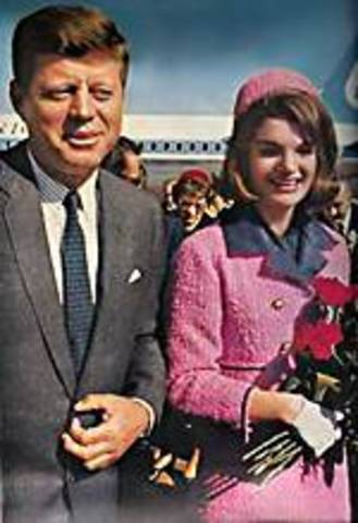 John and Jackie Kennedy arrive at Dallas, Texas