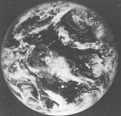 1959-First photograph of the earth from the earth's orbit by U.S. NASA