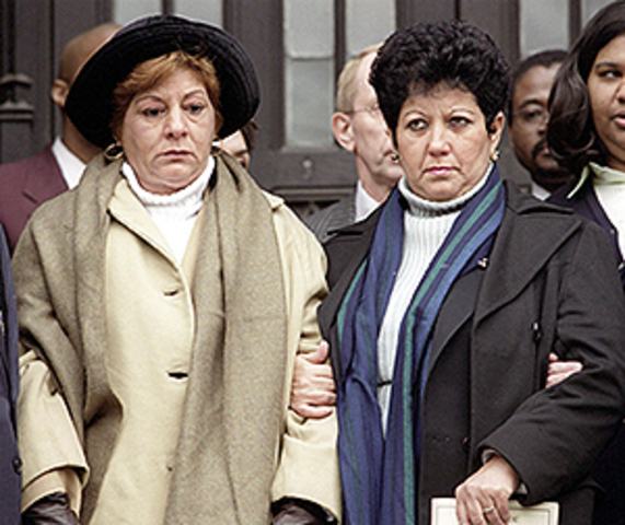 Las abuelas de Elián llegan a EE.UU.