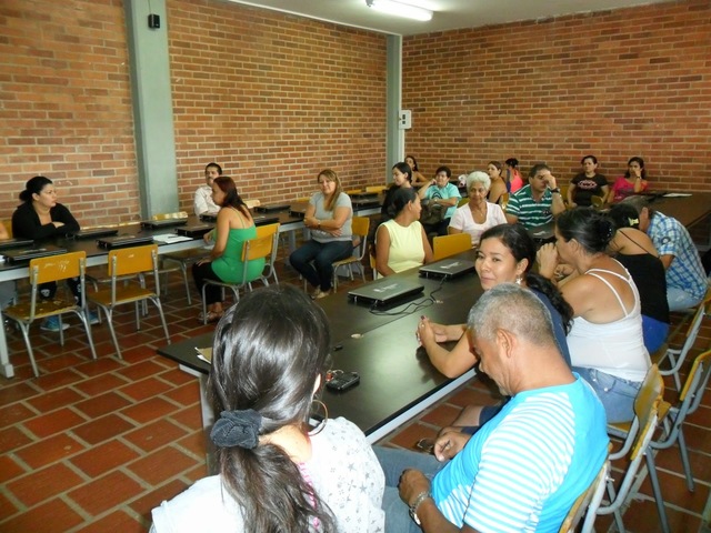 Segunda Escuela de Padres  2014 Cuido mi espacio familiar