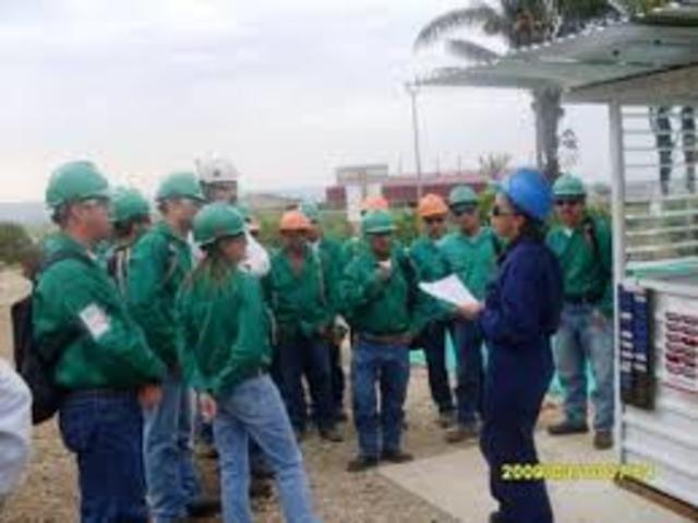 SE ESTABLESE COMO UNOS DE LOS OBJETOS DE LA SALUD OCUPACIONAL ELIMINAR O CONTROLAR LOS AGENTES NOCIVOS PARA LA SALUD INTEGRAL DEL TRABAJADOR