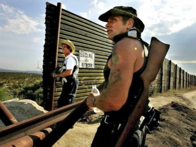 "Minuteman Project" Begins Recruiting Civilians to Patrol the US-Mexico Border