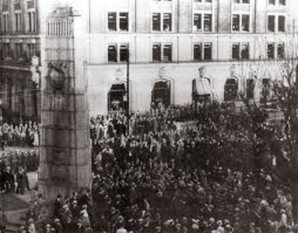 On To Ottawa Trek (the strikers went there but didnt make a big influence)