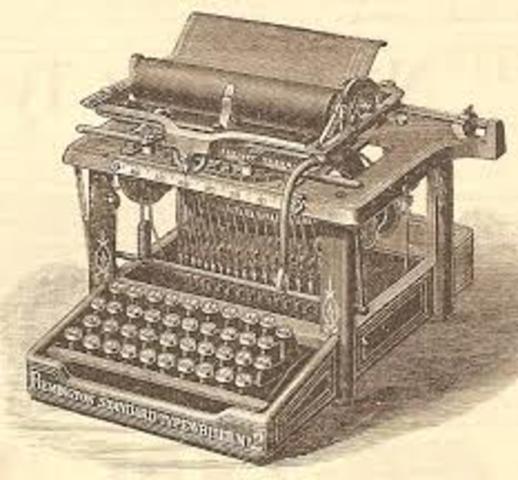la compañia remington produce la primera maquina de escribir