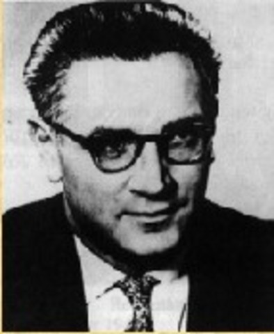 Konrad Zuse terminó la primera calculadora programada Z3