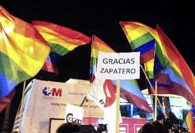 Aprobación de los matrimonios homosexuales en España
