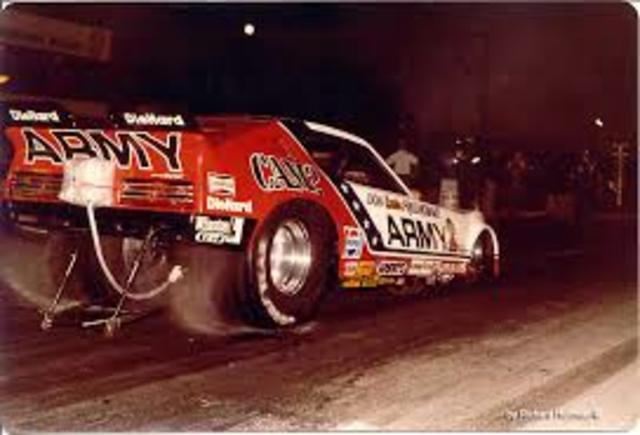 SNake wins 27th career race and 4th consecutive funny car championship