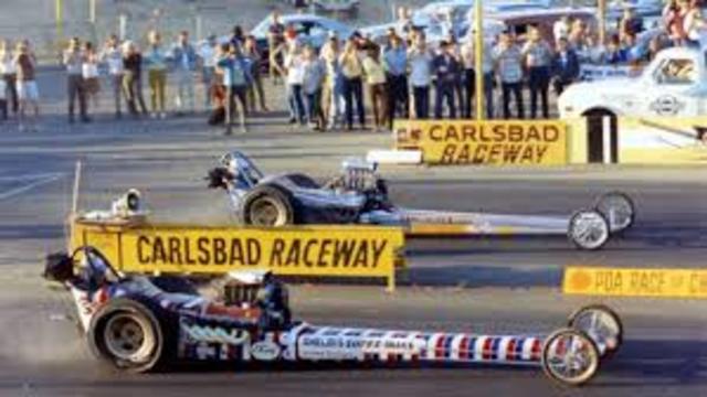 Sets world record with 5.93 et