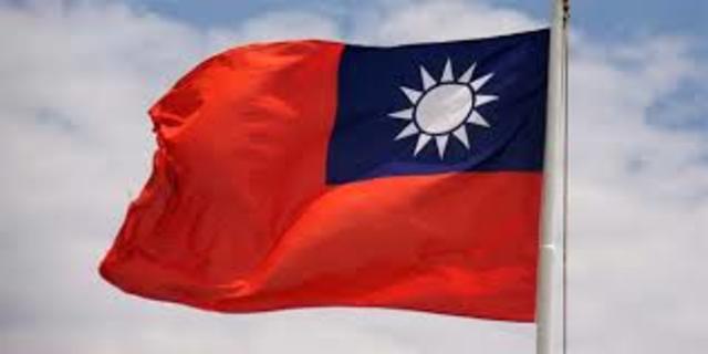 The Republic of China is proclaimed.