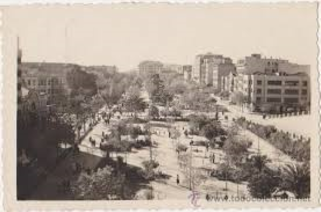 Creación del Paseo de Canovas