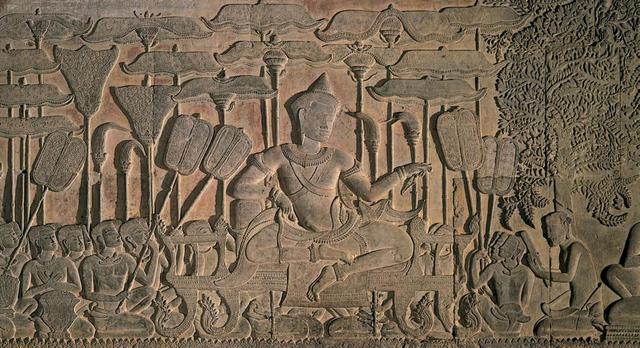 Suryavarmin II became king