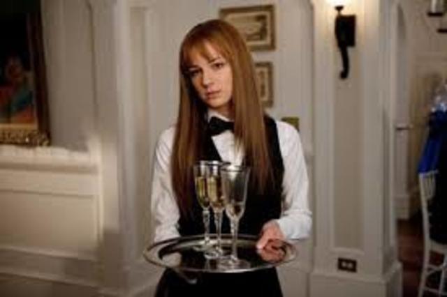 Amanda comienza a llevar a cabo su venganza