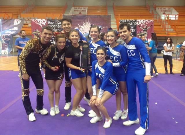 Primer lugar en competencia de porristas