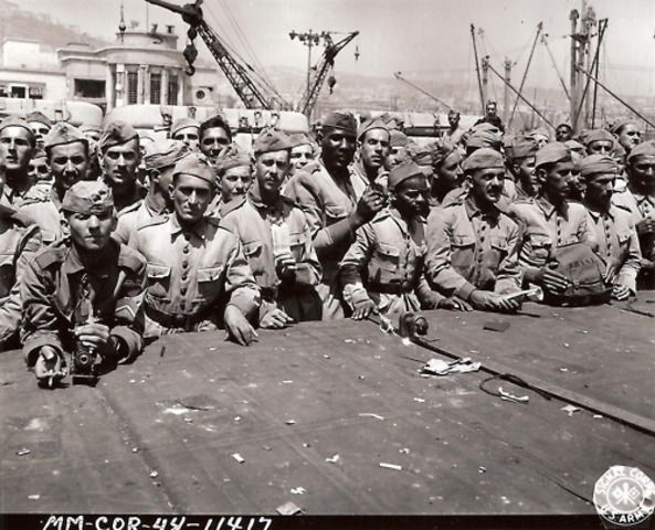 Cuba and Panama declare war on Germany.