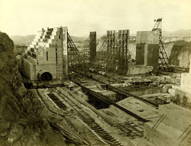 The U.S begins construction