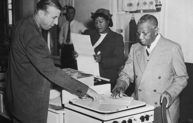 Laws to take voting rights from African-Americans