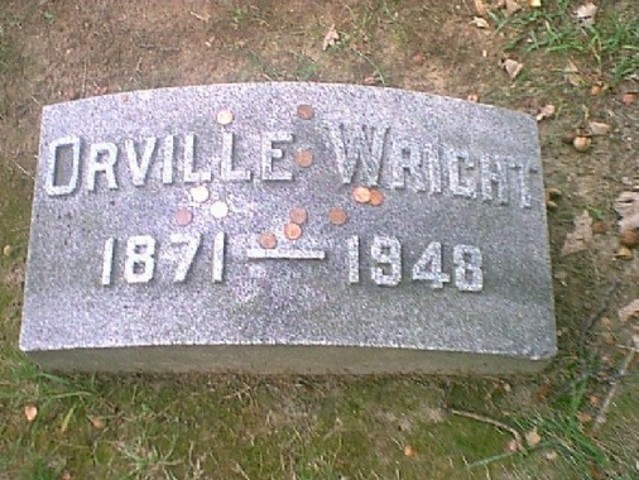 Orville Wright dies of a heart attack